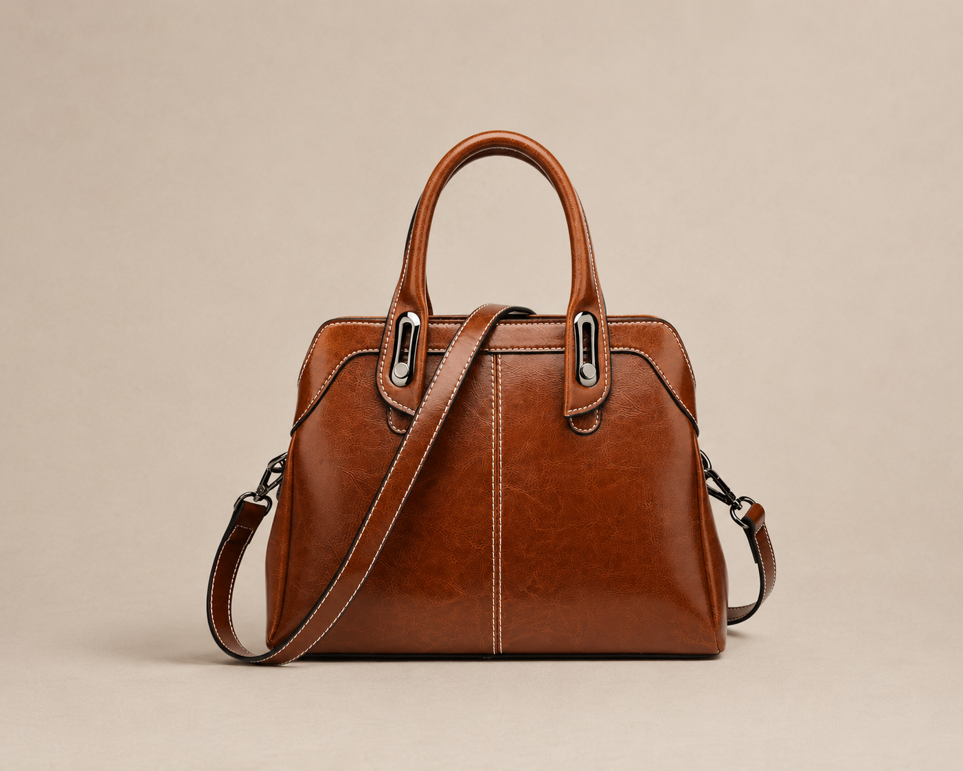 Elegant Leather Shoulder Bag for Everyday and Office Use – Verona
