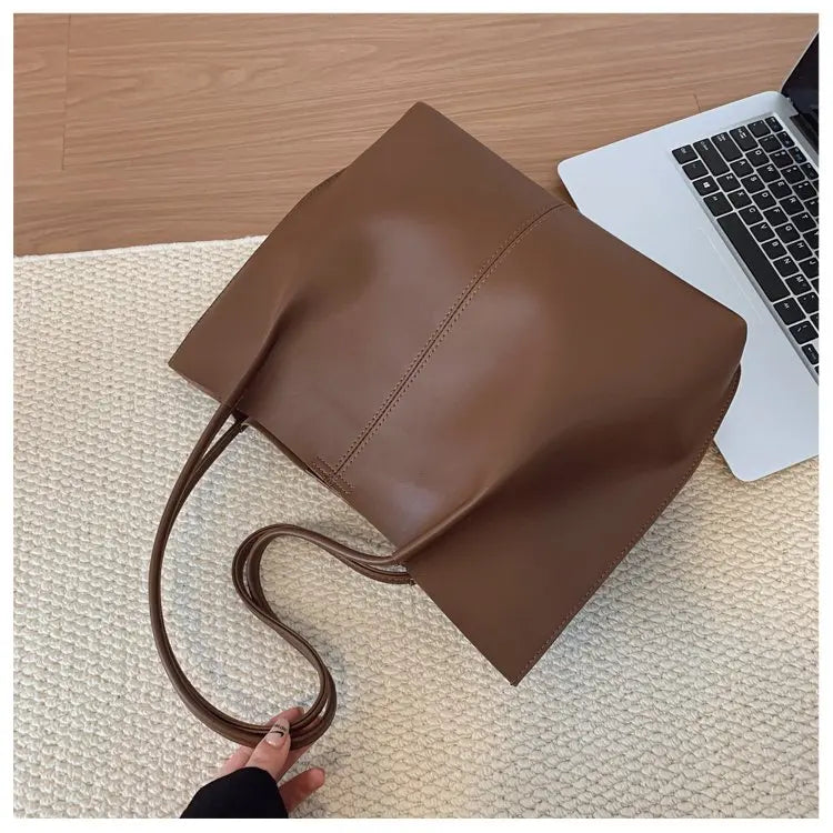 High-Quality Ladies Tote Bag Crafted From Faux Leather Featuring High-End Austria Neat Lightweight Vintage Look