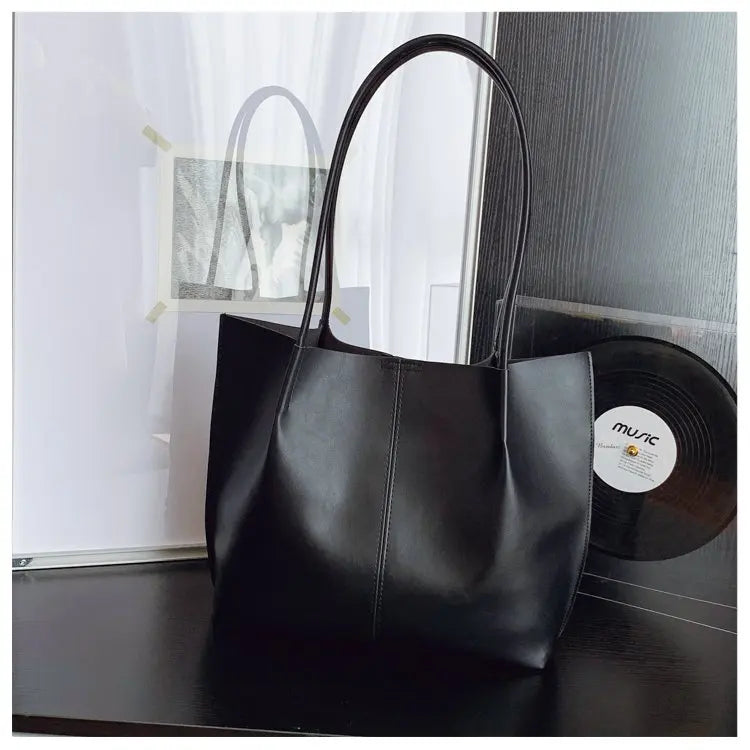 High-Quality Ladies Tote Bag Crafted From Faux Leather Featuring High-End Austria Neat Lightweight Vintage Look