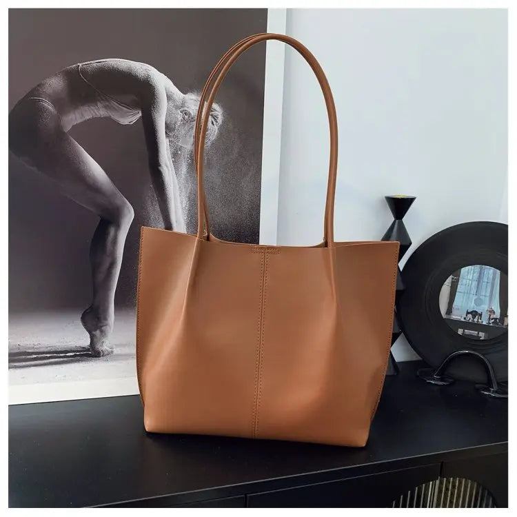 High-Quality Ladies Tote Bag Crafted From Faux Leather Featuring High-End Austria Neat Lightweight Vintage Look