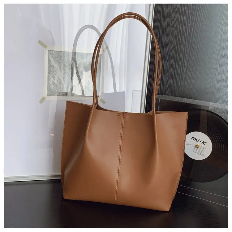 High-Quality Ladies Tote Bag Crafted From Faux Leather Featuring High-End Austria Neat Lightweight Vintage Look