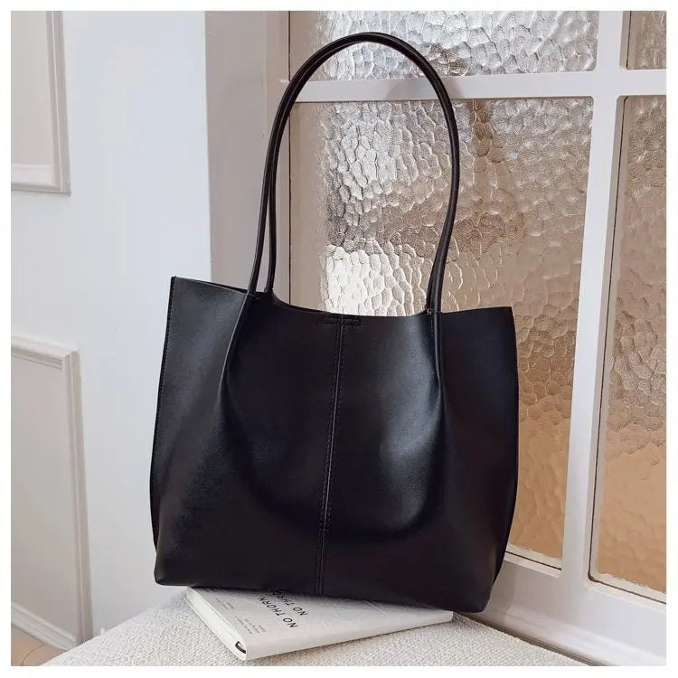 High-Quality Ladies Tote Bag Crafted From Faux Leather Featuring High-End Austria Neat Lightweight Vintage Look