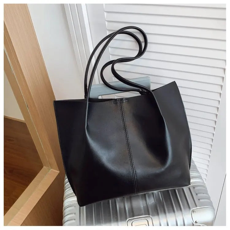 High-Quality Ladies Tote Bag Crafted From Faux Leather Featuring High-End Austria Neat Lightweight Vintage Look